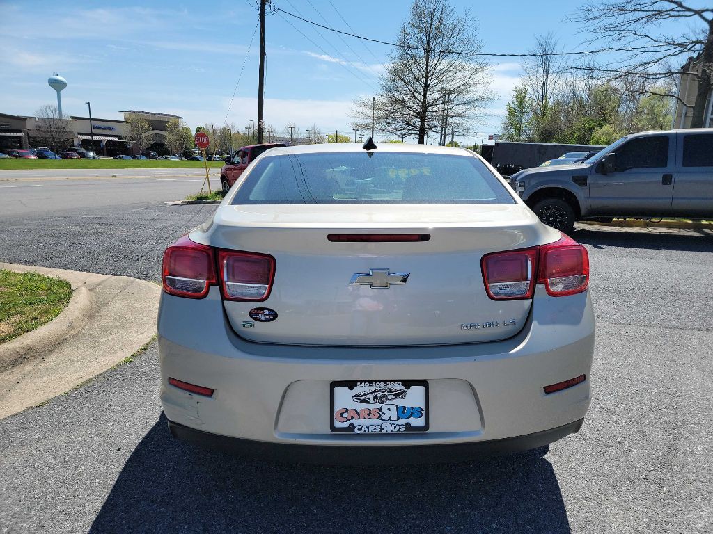 2016 Chevrolet Malibu Image 6
