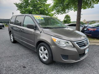 Image for 2010 Volkswagen Routan SEL ID: 5457761