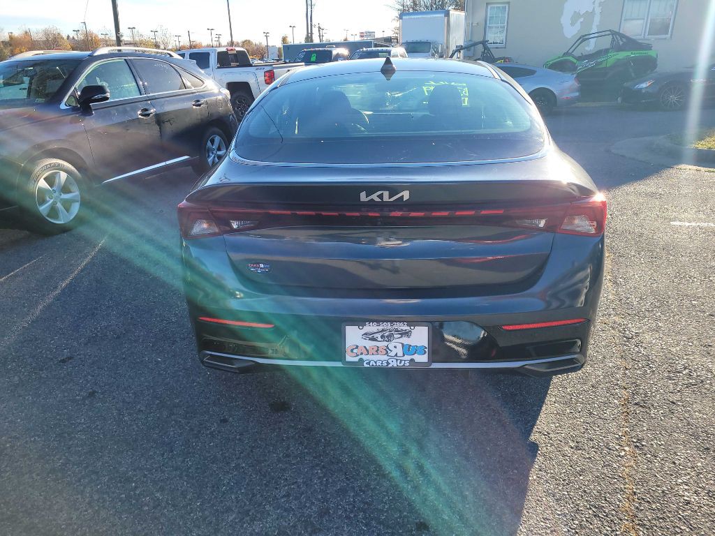 2022 Kia K5 Image 4