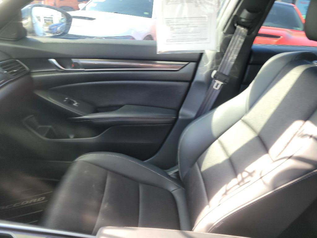 2022 Honda Accord Image 11
