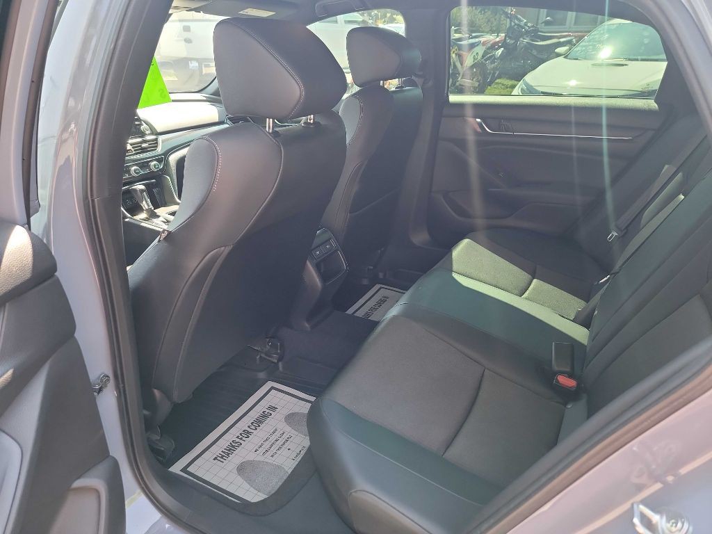 2022 Honda Accord Image 26