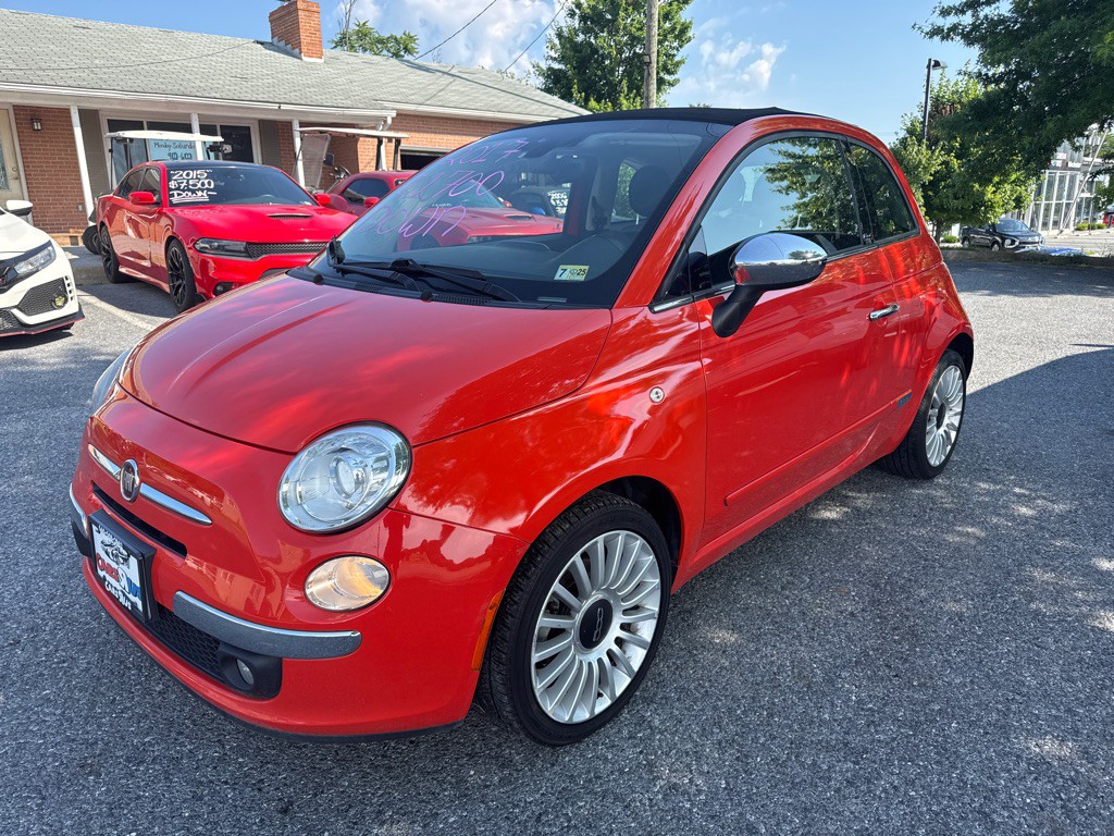 2017 FIAT 500 Image 3