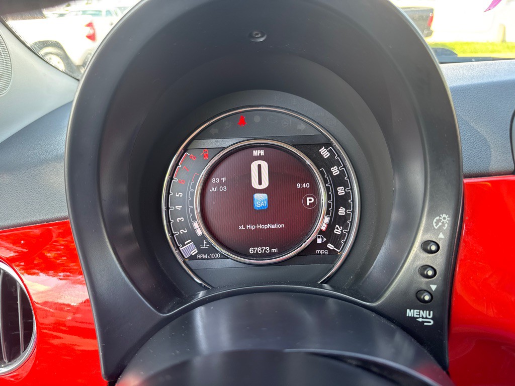 2017 FIAT 500 Image 5