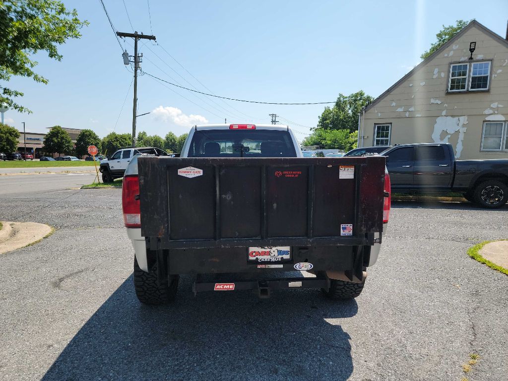 2017 RAM 3500 Image 6