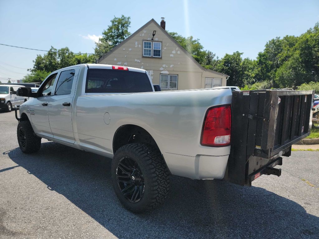 2017 RAM 3500 Image 5