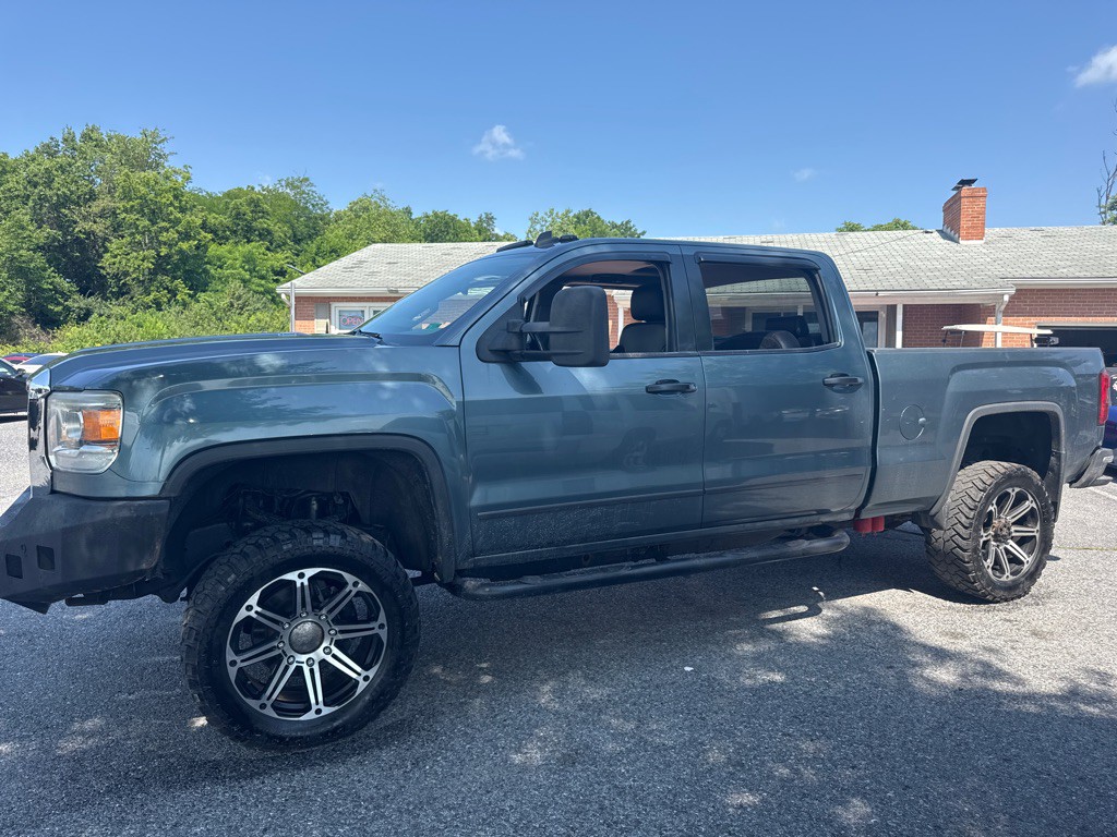 2015 GMC Sierra Image 4