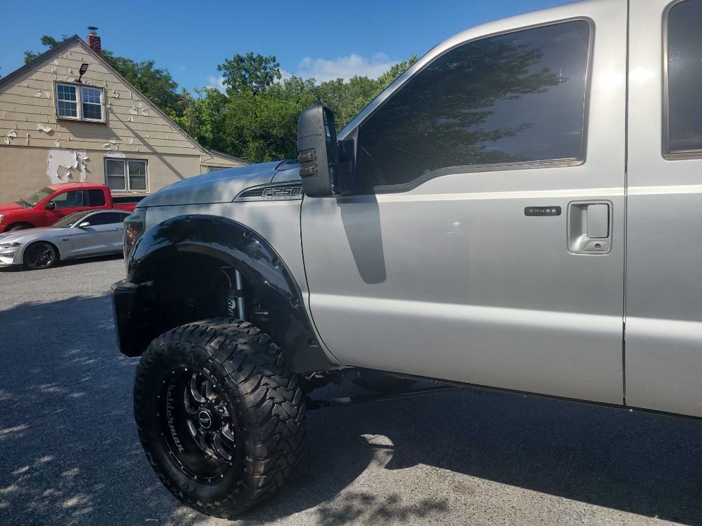 2011 Ford F-250 Image 14