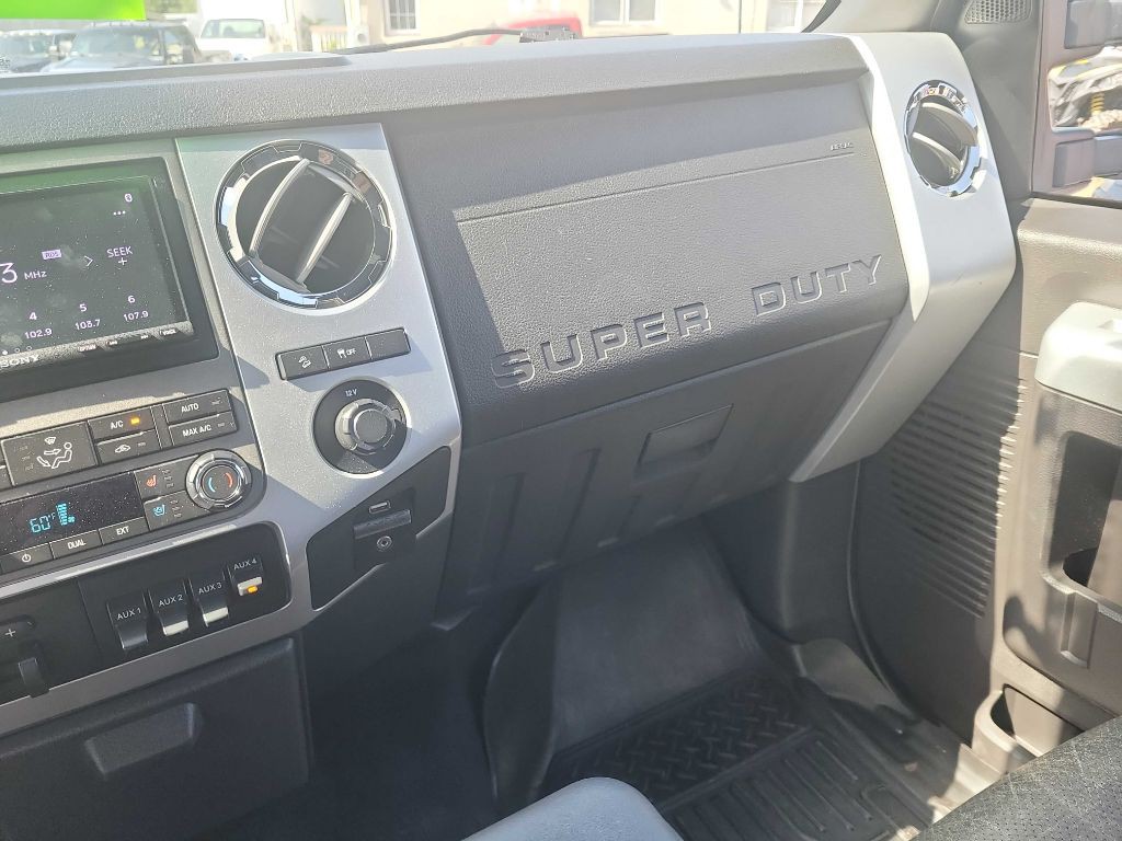 2011 Ford F-250 Image 23