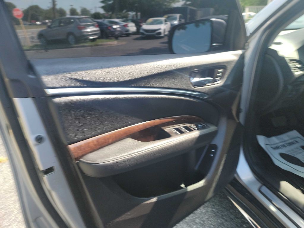 2017 Acura MDX Image 9