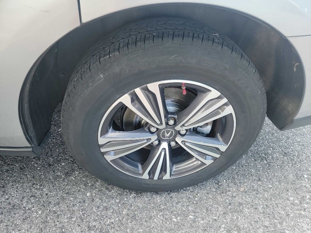 2017 Acura MDX Image 16