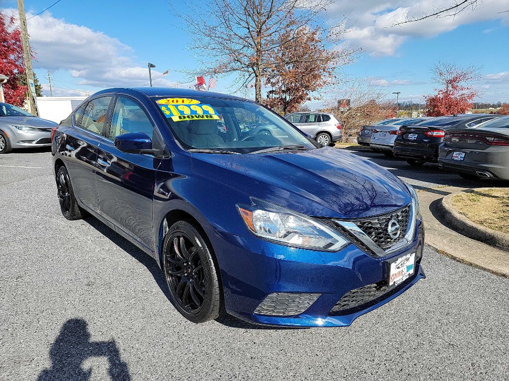 2017 Nissan Sentra Image 1