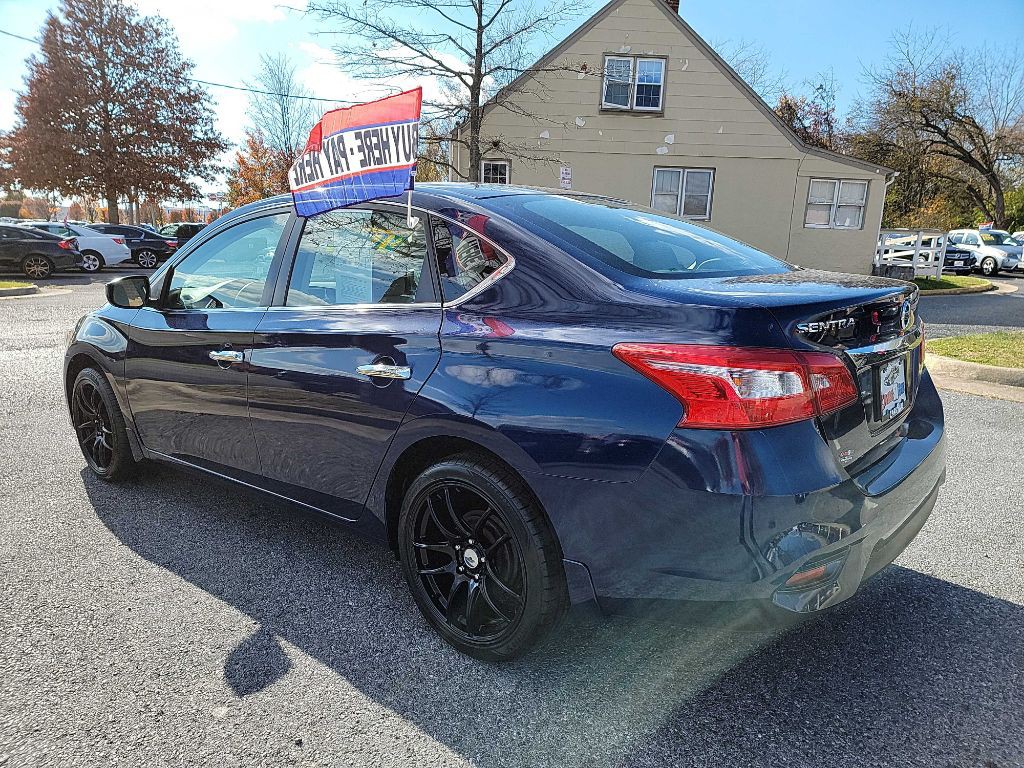 2017 Nissan Sentra Image 5