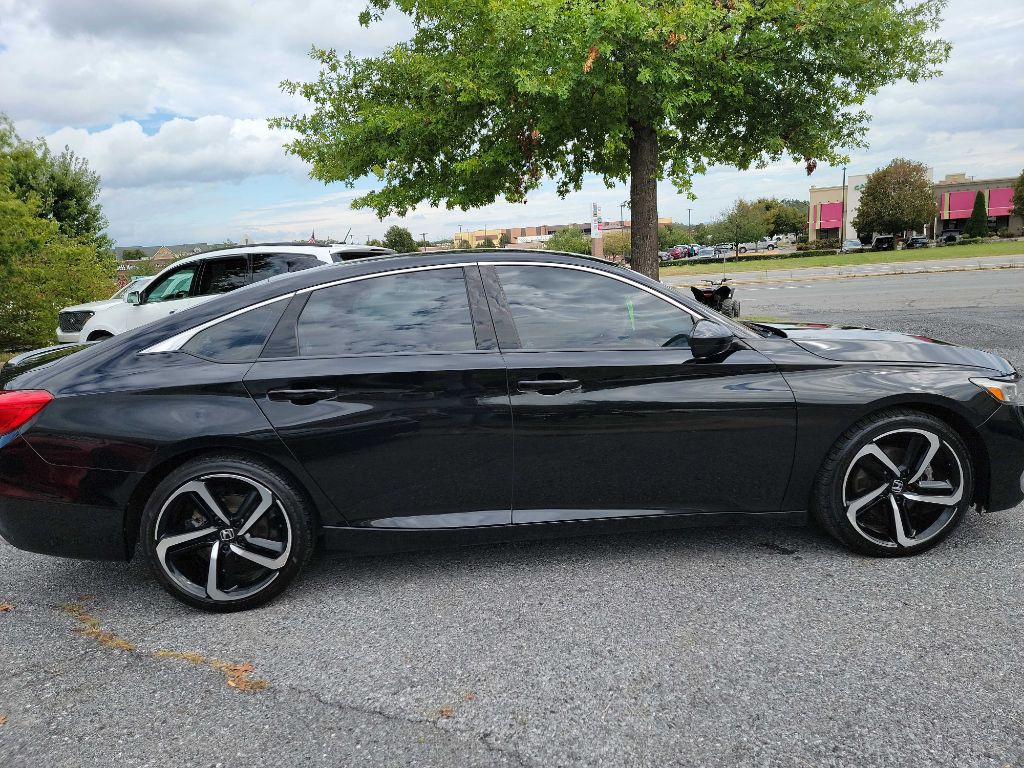 2019 Honda Accord Image 8