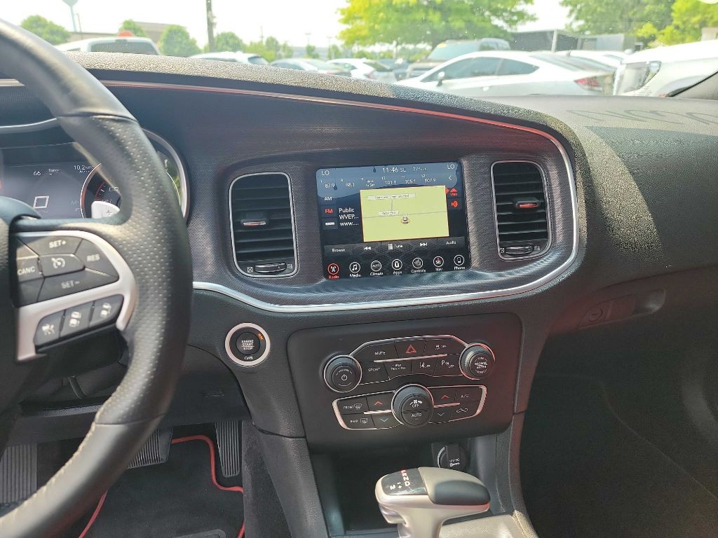 2017 Dodge Charger Image 12