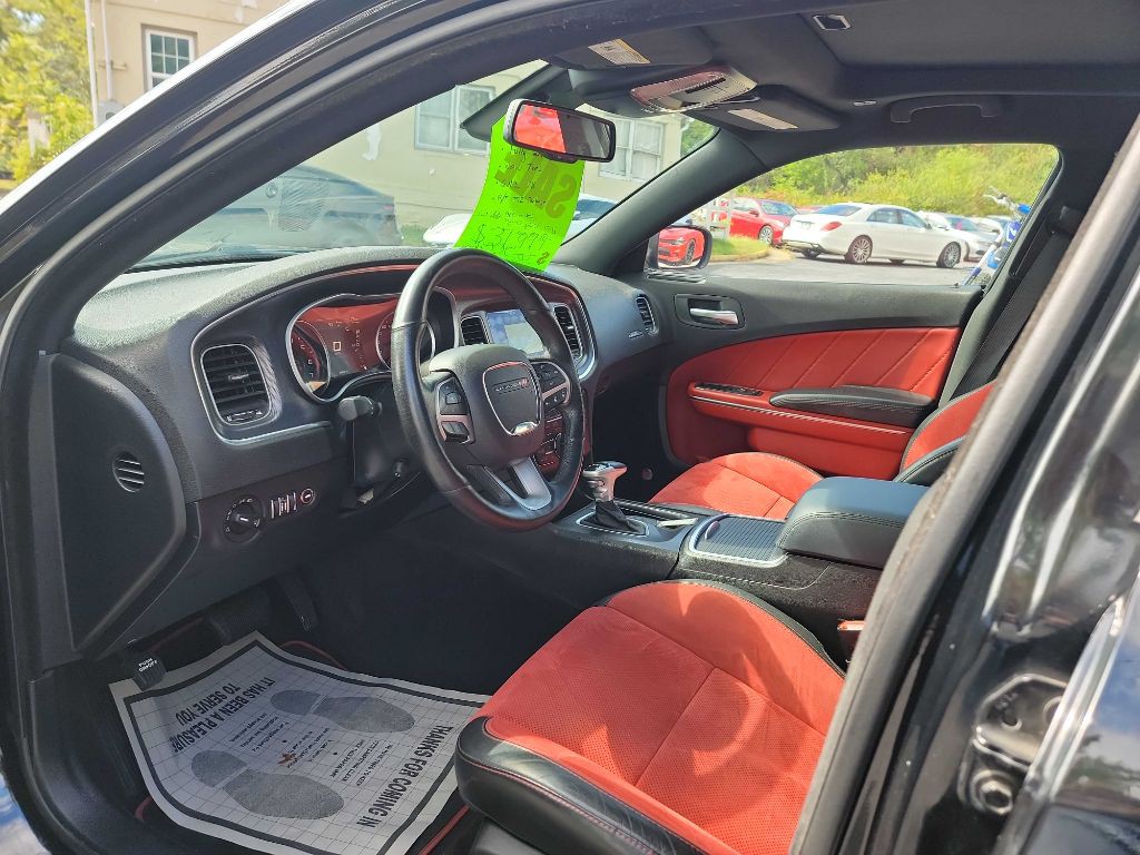 2017 Dodge Charger Image 9