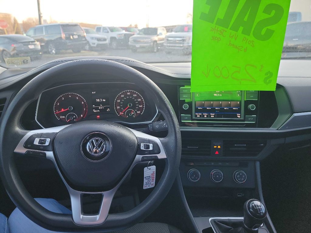 2019 Volkswagen Jetta Image 9