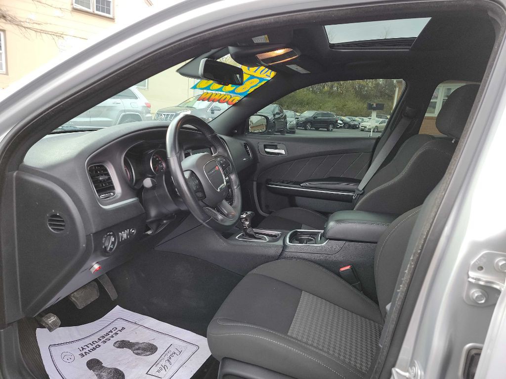 2019 Dodge Charger Image 10