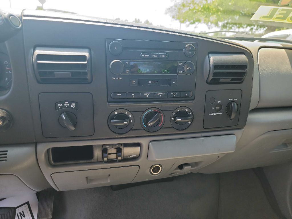 2006 Ford F-250 Image 11