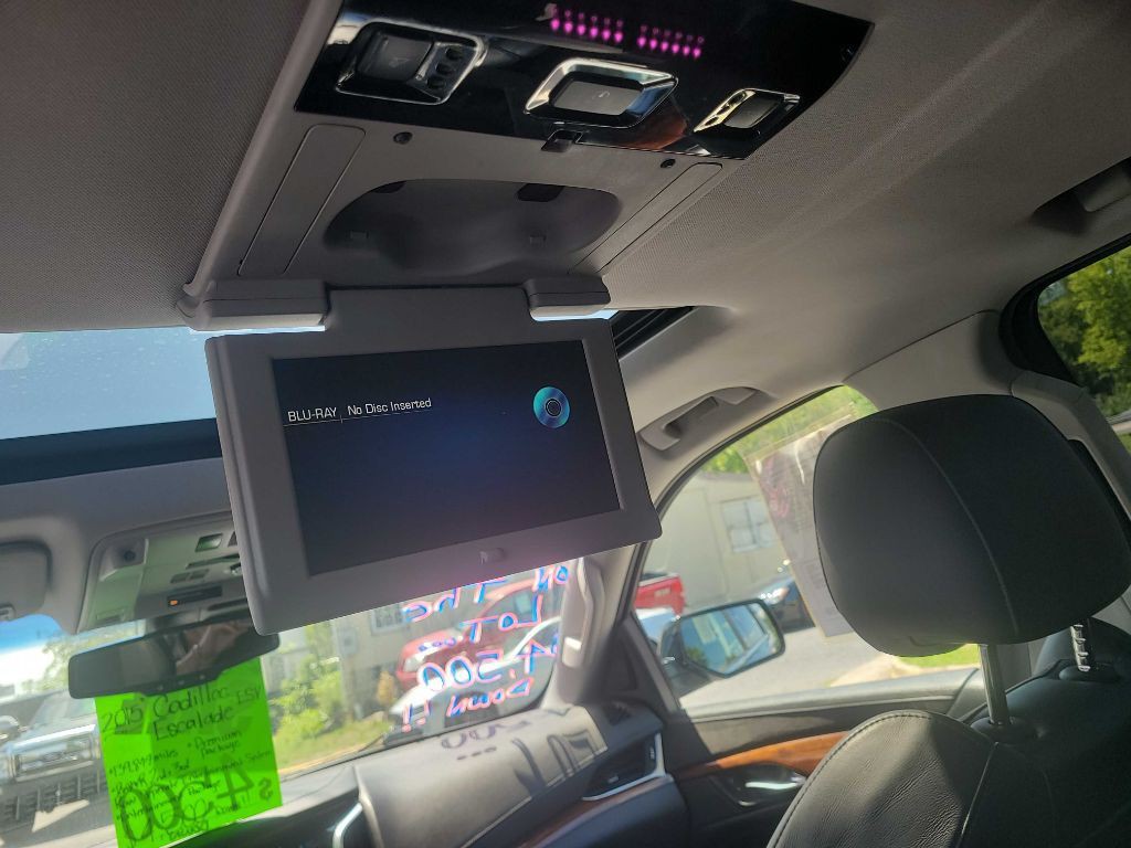2015 Cadillac Escalade Image 20
