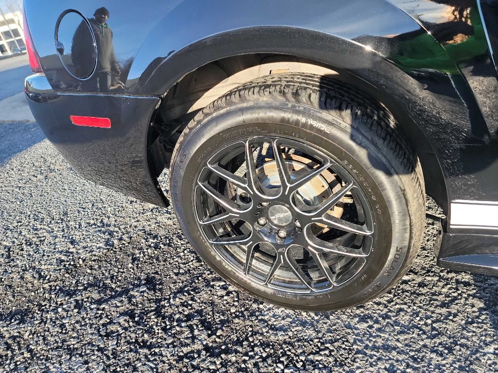 2002 Ford Mustang Image 8