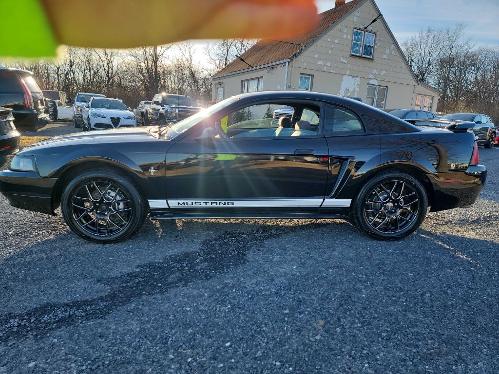 2002 Ford Mustang Image 4