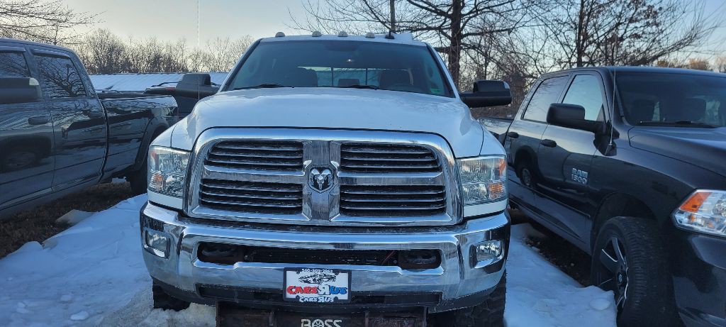 2016 RAM 2500 Image 2