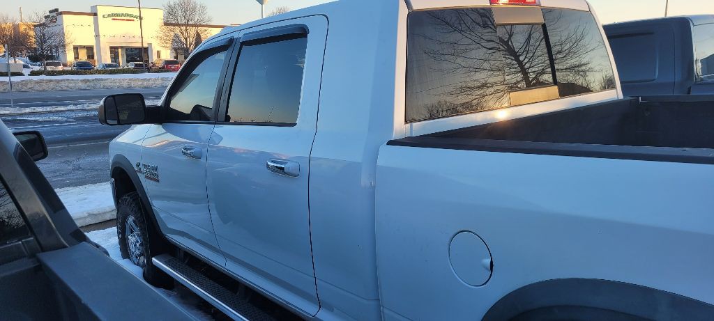 2016 RAM 2500 Image 3