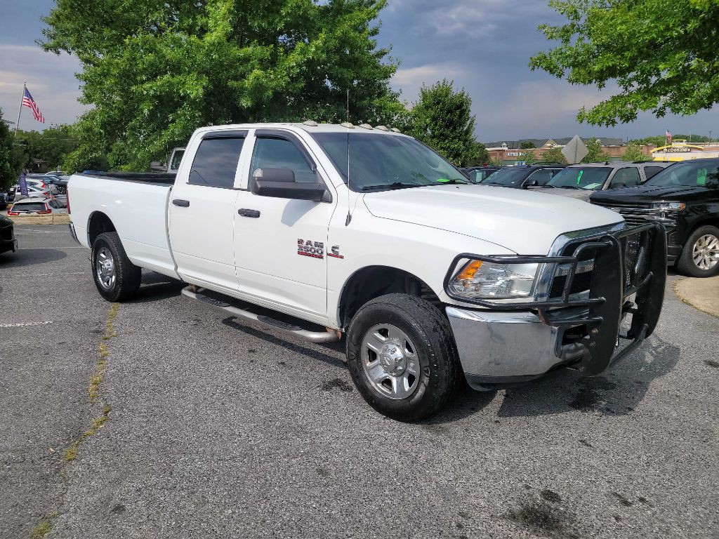 2018 RAM 3500 Image 1