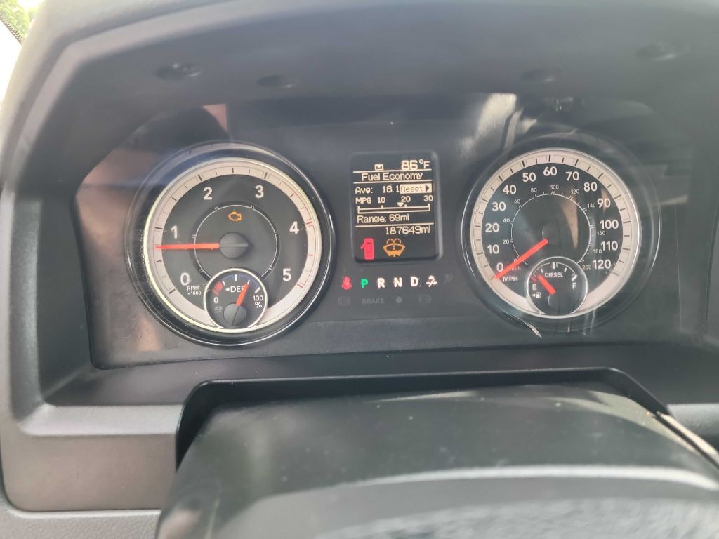 2018 RAM 3500 Image 11