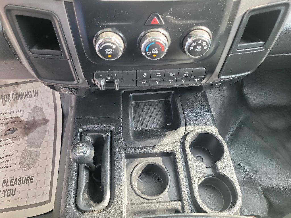 2018 RAM 3500 Image 12