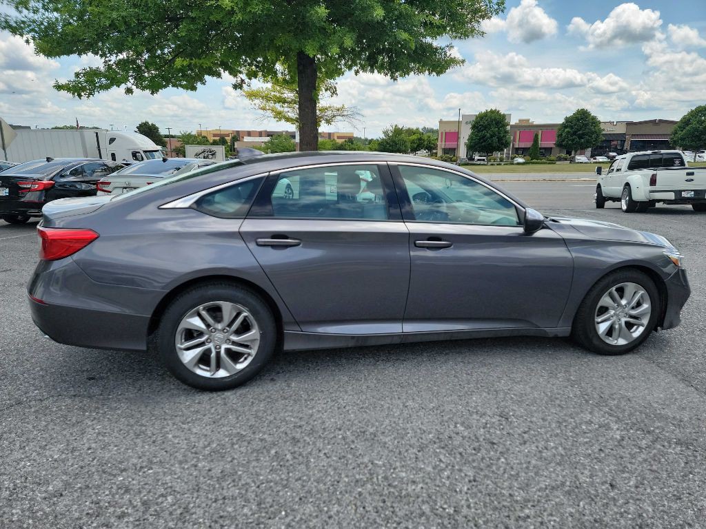 2018 Honda Accord Image 8