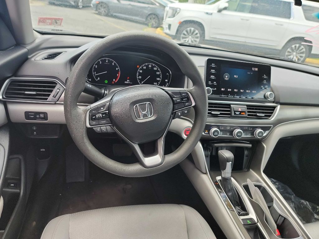 2018 Honda Accord Image 11