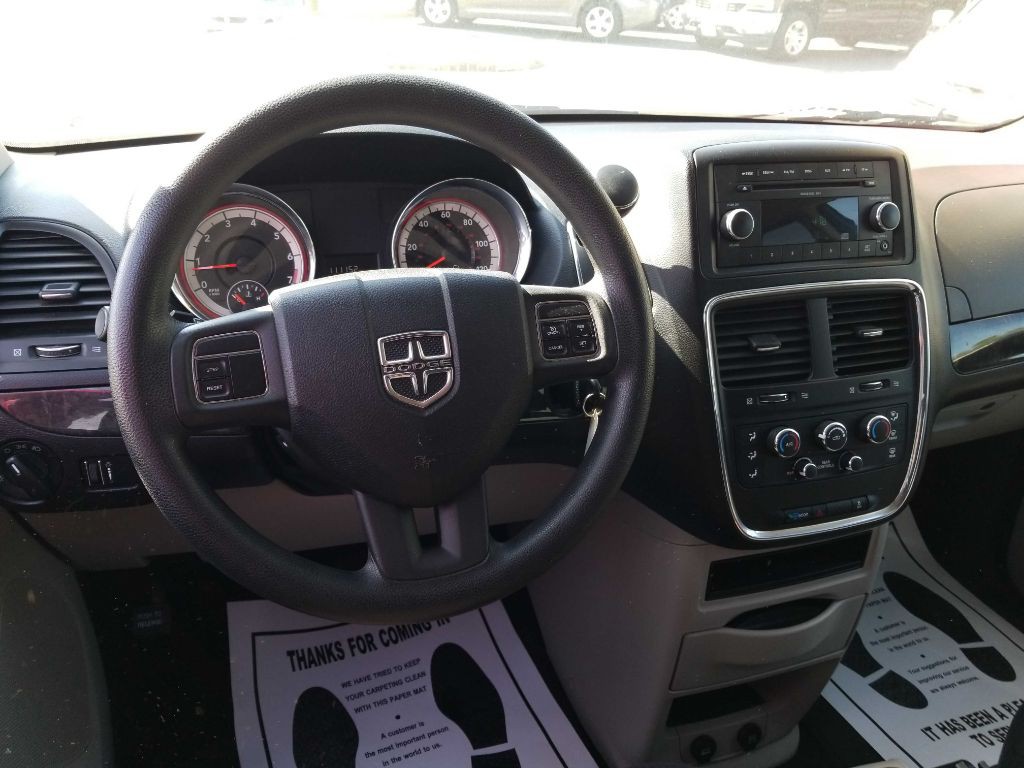 2011 Dodge Grand Caravan Image 10