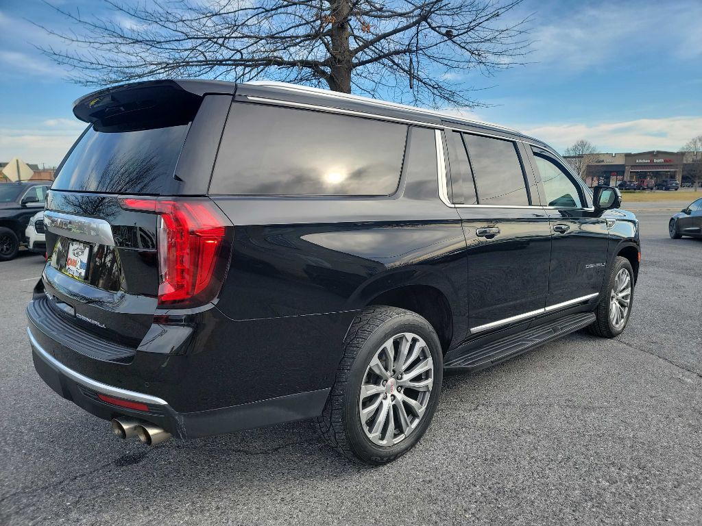 2021 GMC Yukon Image 6