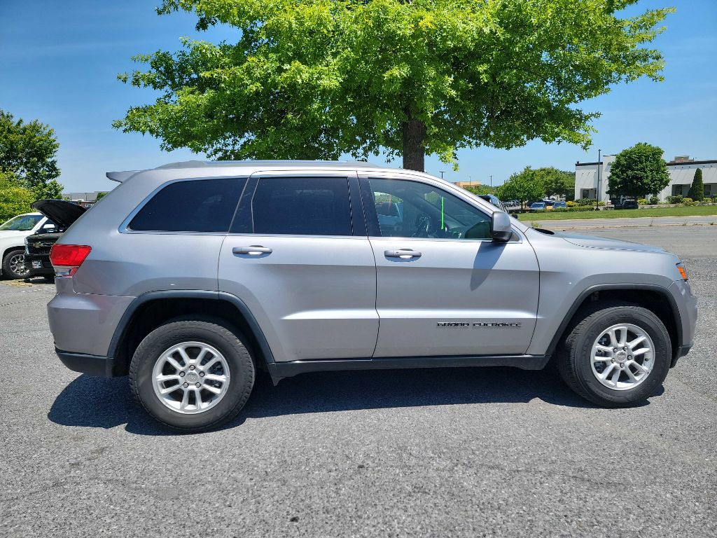 2018 Jeep Grand Cherokee Image 9