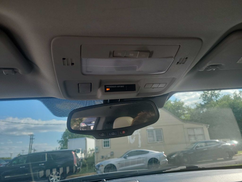 2011 Chevrolet Camaro Image 23