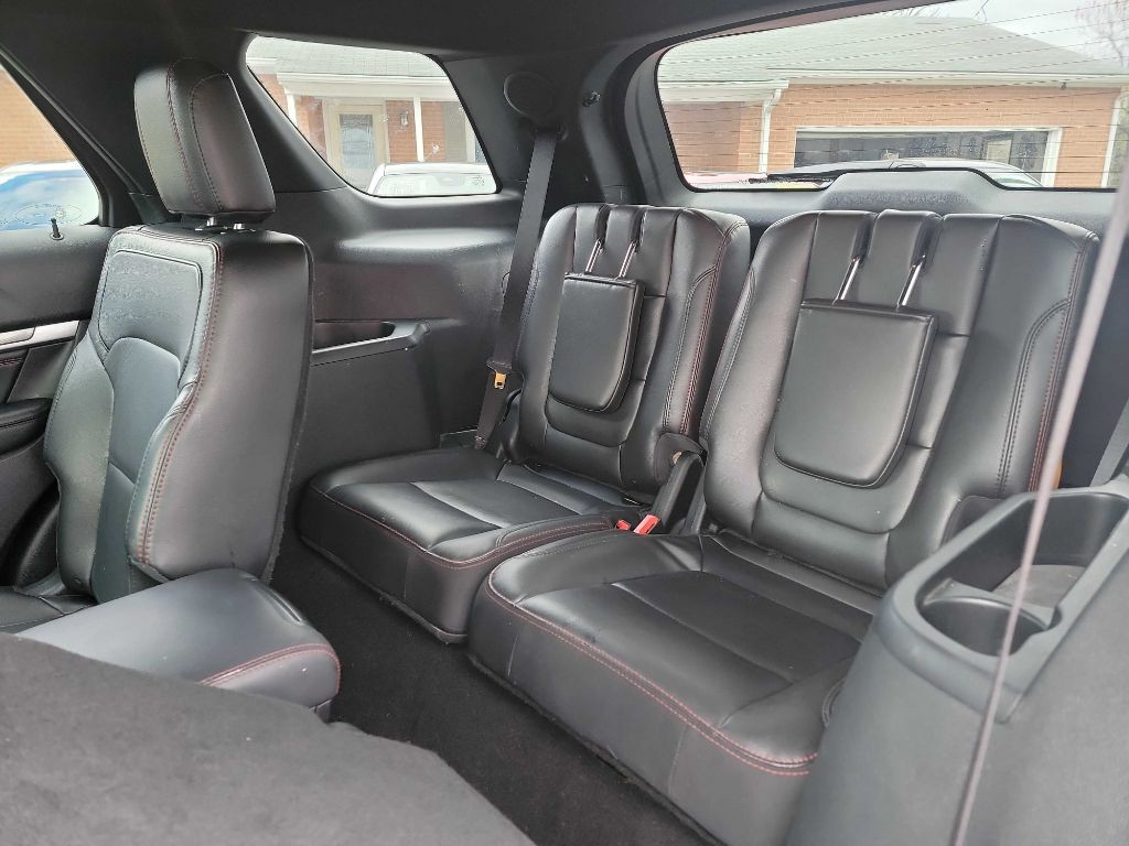 2018 Ford Explorer Image 16