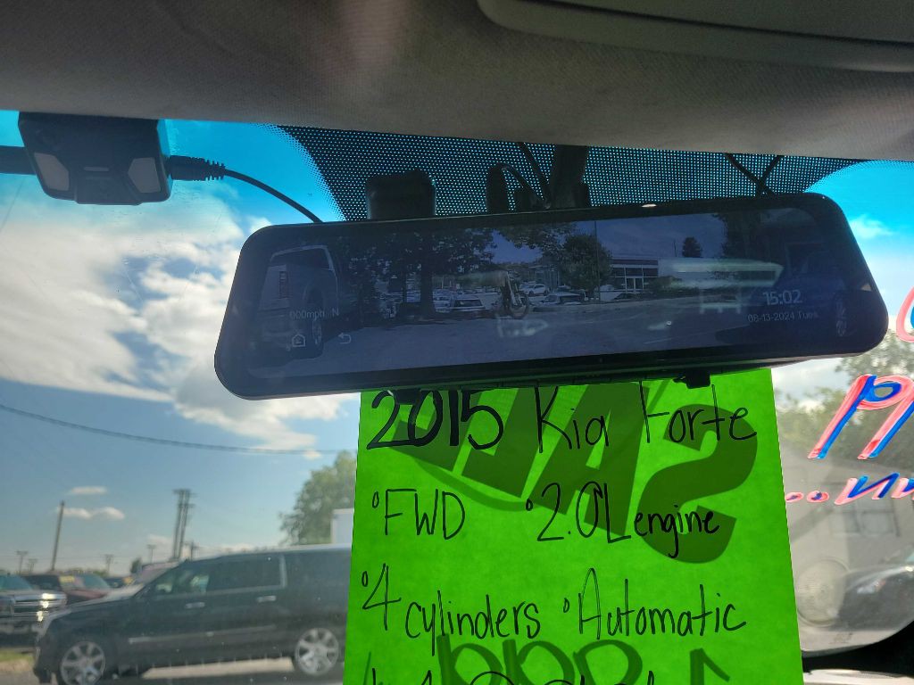 2015 Kia Forte Image 9