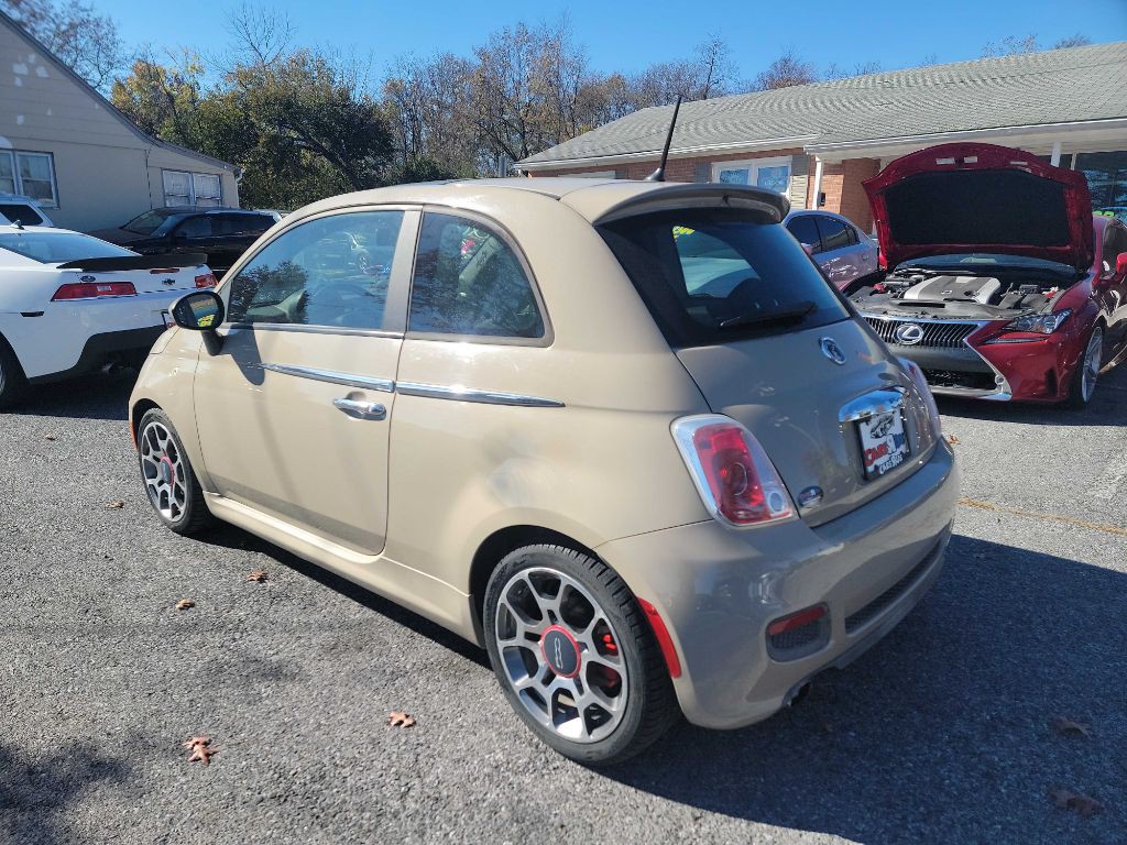 2012 FIAT 500 Image 4