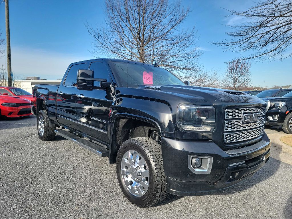 2018 GMC Sierra 2500 Image 1
