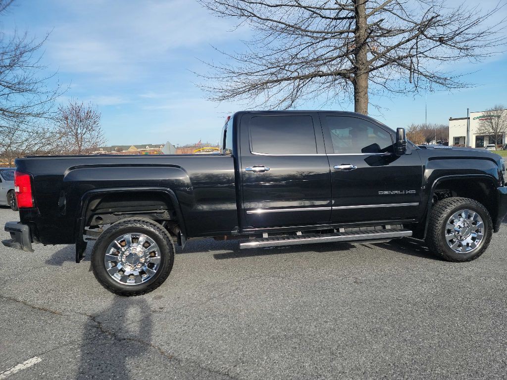 2018 GMC Sierra 2500 Image 7