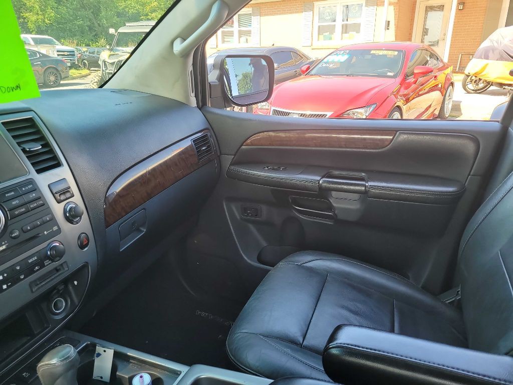 2013 Nissan Armada Image 7