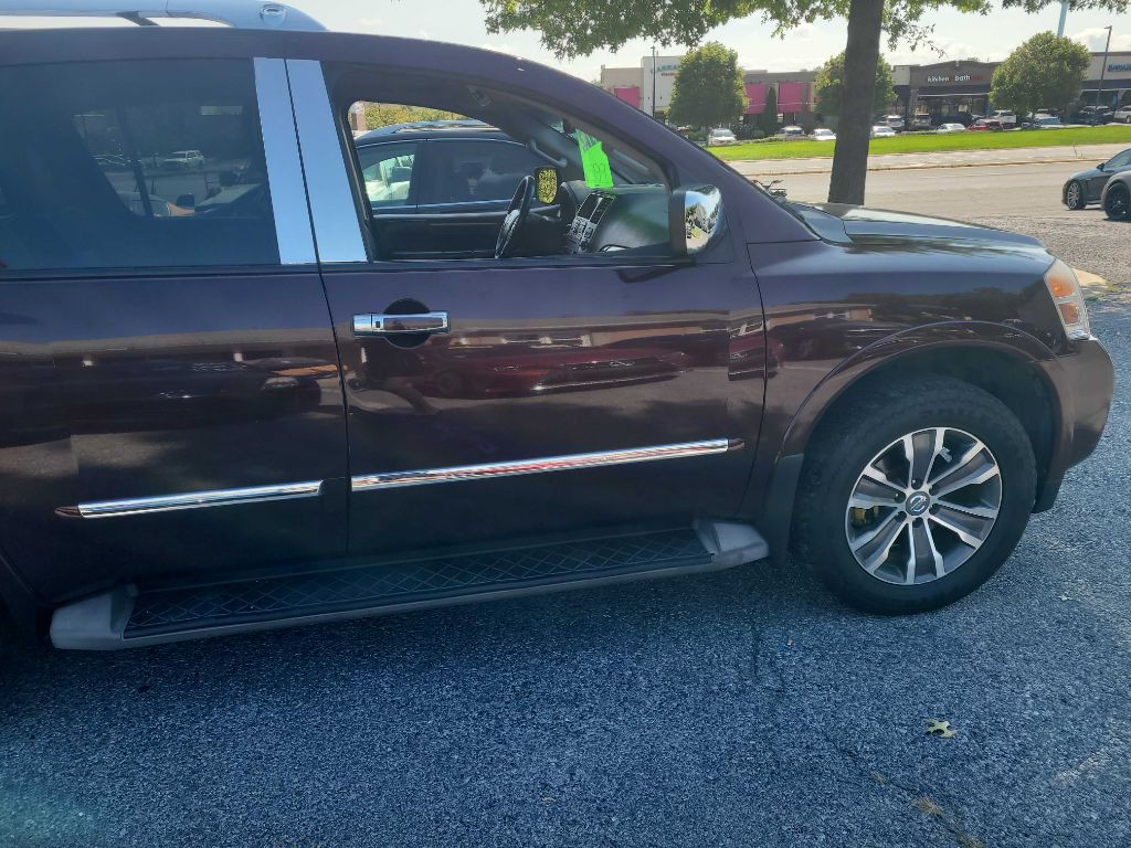 2013 Nissan Armada Image 25