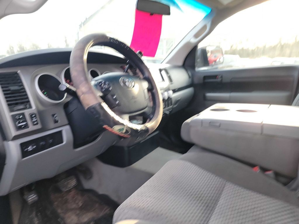 2011 Toyota Tundra Image 9