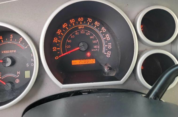 2011 Toyota Tundra Image 11