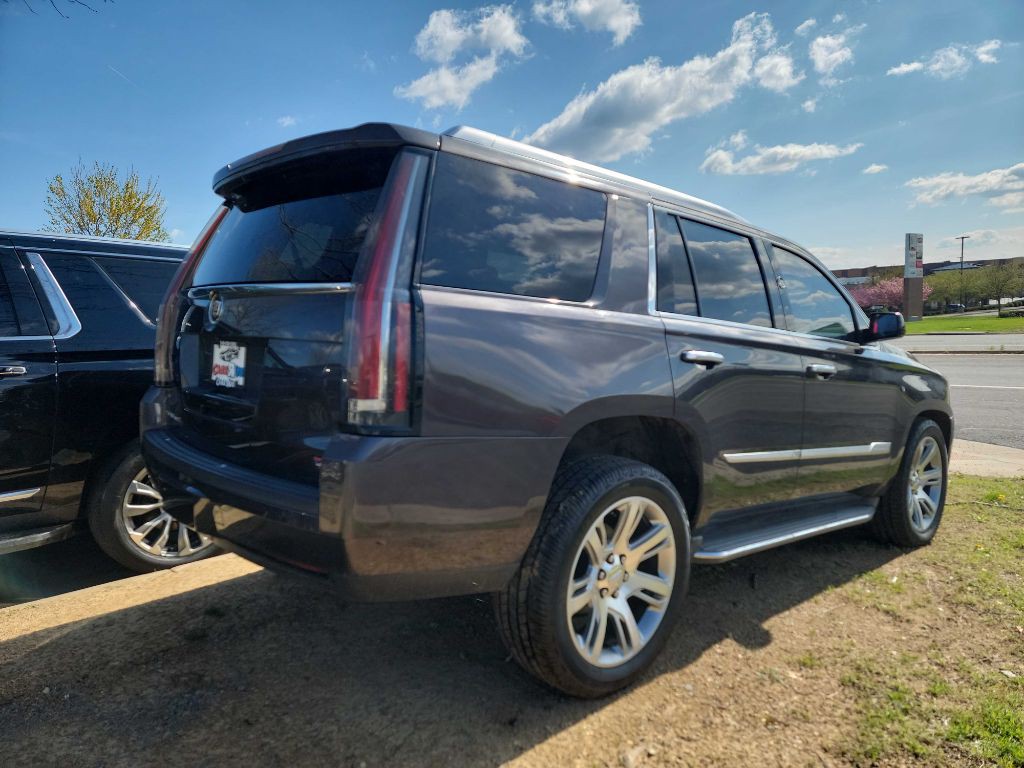 2015 Cadillac Escalade Image 7