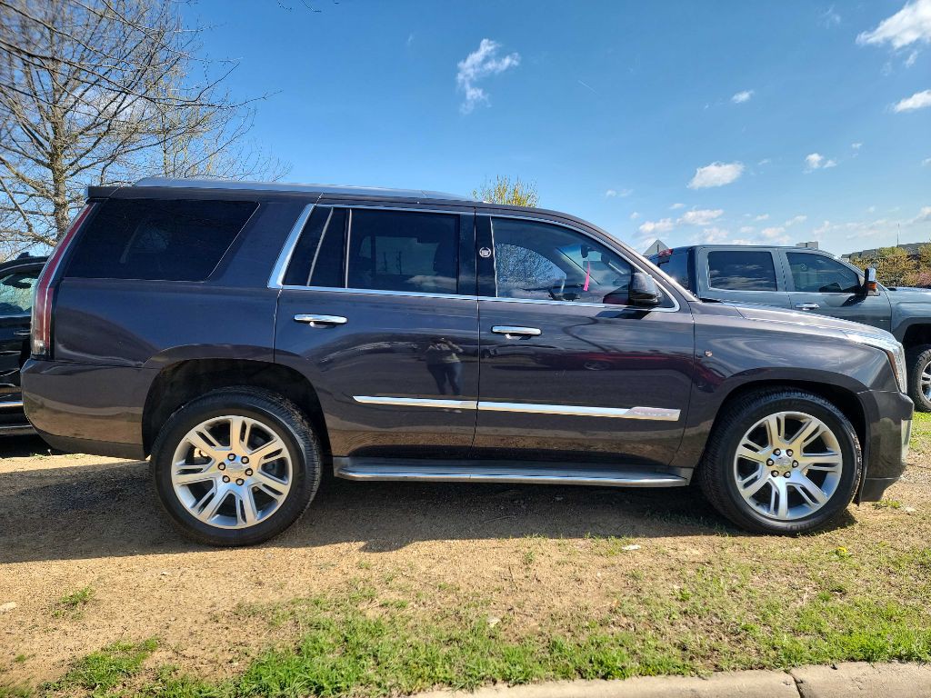 2015 Cadillac Escalade Image 8