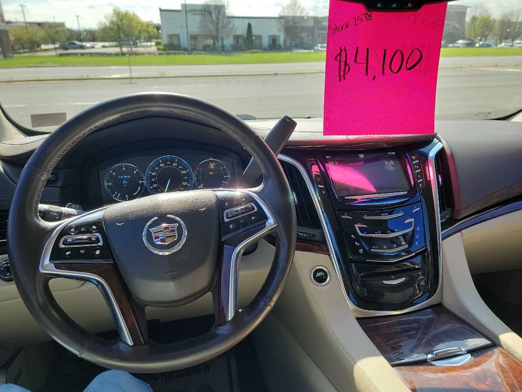 2015 Cadillac Escalade Image 10