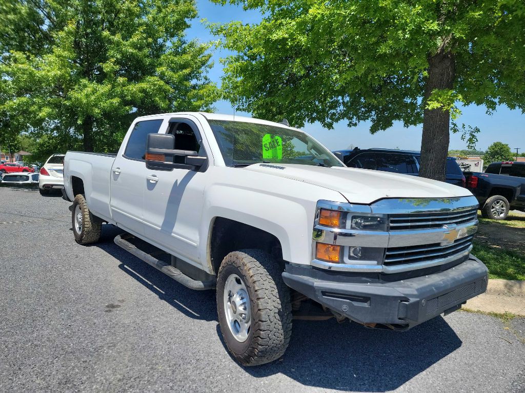 2015 Chevrolet Silverado 1500 Image 1