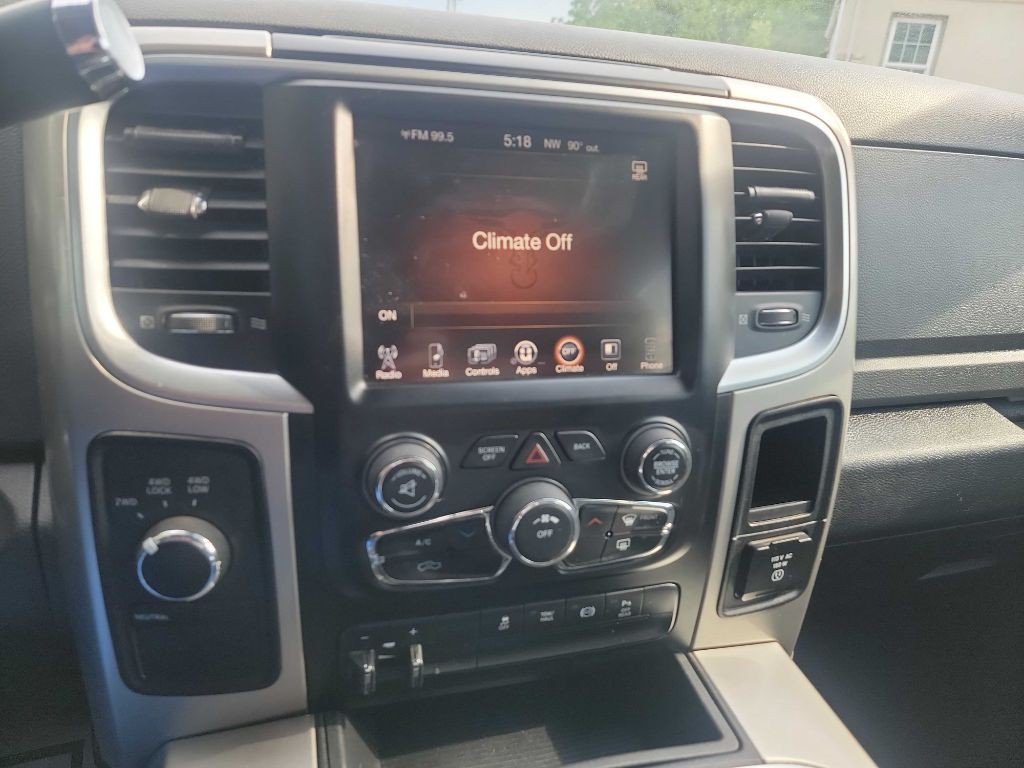 2016 RAM 2500 Image 11